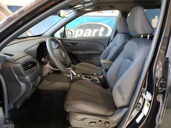 2025 Subaru Forester Premium z VIN JF2SLDBC1SH458876, wystawiony jako Copart lot #57756475 z przebiegiem 57 mil mil oraz Szkoda całkowita • Salvage title. Historia ofert i sprzedaży dostępna na DreamBid. Obrazek 7.
