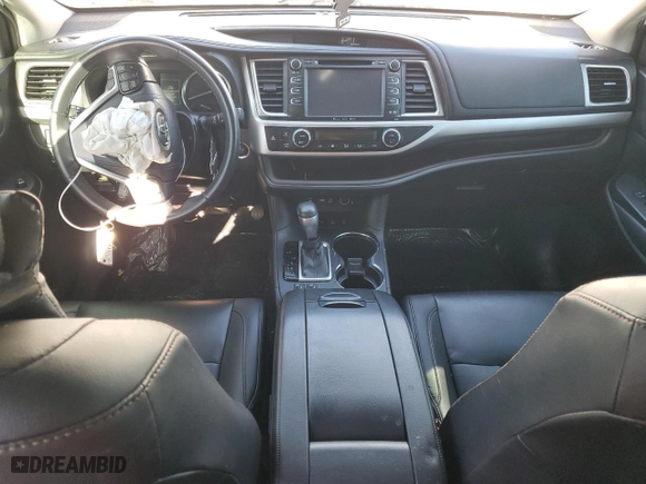 2019 Toyota Highlander SE with VIN 5TDJZRFH3KS943706, listed as a Copart auction lot 79907224 with 62,596 mi miles and Salvage Title. Bid and sale history available at carsss.com. Image 8.
