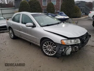 2007 Volvo S60 2.5L Turbo with VIN YV1RH592372614308, listed as a Copart auction lot 83752534 with 242,992 mi miles and Clean Title. Bid and sale history available at carsss.com. Image 4.