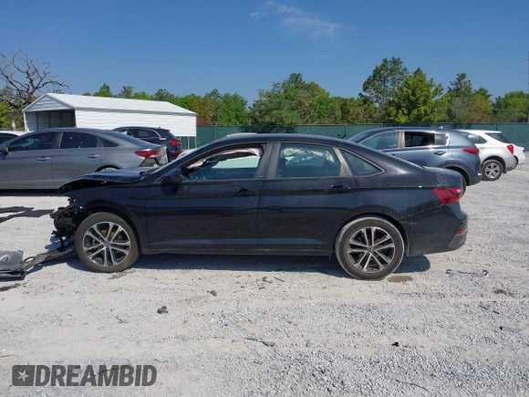 2024 Volkswagen Jetta Sport with VIN 3VWAM7BUXRM064443, listed as a IAAI auction lot 42049756 with 9,722 mi miles and . Bid and sale history available at DreamBid. Image 14.