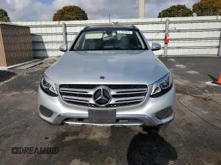 2018 Mercedes-Benz GLC 300 z VIN WDC0G4KB2JV102108, wystawiony jako Copart lot #51797515 z przebiegiem 62 798 mil mil oraz Szkoda całkowita • Salvage title. Historia ofert i sprzedaży dostępna na DreamBid. Obrazek 5.