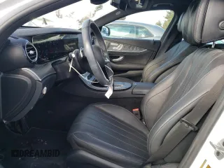2021 Mercedes-Benz E-Class E 450 with VIN W1KZF5KB7MA947527, listed as a Copart auction lot 89355955 with 31,386 mi miles and Salvage Title. Bid and sale history available at carsss.com. Image 7.