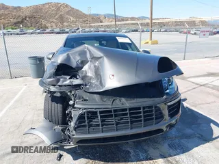 2018 Porsche Macan with VIN WP1AA2A51JLB21481, listed as a IAAI auction lot 42750163 with 29,339 mi miles and . Bid and sale history available at DreamBid. Image 6.
