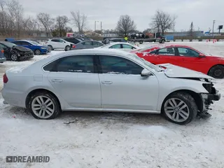 2017 Volkswagen Passat V6 SEL Premium with VIN 1VWCM7A38HC036318, listed as a IAAI auction lot 41322513 with 1 mi miles. Bid and sale history available at carsss.com. Image 13.