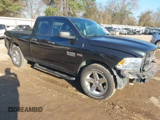 2018 Ram 1500 Tradesman z VIN 1C6RR6FT9JS171232, wystawiony jako IAAI lot #41647005 z przebiegiem 72 896 mil mil oraz . Historia ofert i sprzedaży dostępna na DreamBid. Obrazek 1.