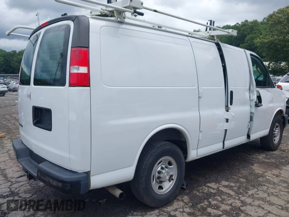 2017 Chevrolet Express Cargo with VIN 1GCWGAFF7H1345734, listed as a IAAI auction lot 42438389 with 184,130 mi miles and . Bid and sale history available at DreamBid. Image 4.