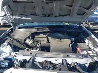 2018 Toyota Tacoma SR with VIN 3TMGZ5AN7JM165084, listed as a IAAI auction lot 41620305 with 21,010 mi miles. Bid and sale history available at carsss.com. Image 10.