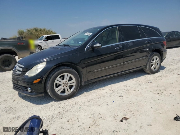 2008 Mercedes-Benz R-Class 3.5L with VIN 4JGCB65E78A081854, listed as a Copart auction lot 68652084 with 186,899 mi miles and Salvage Title. Bid and sale history available at carsss.com. Image 1.