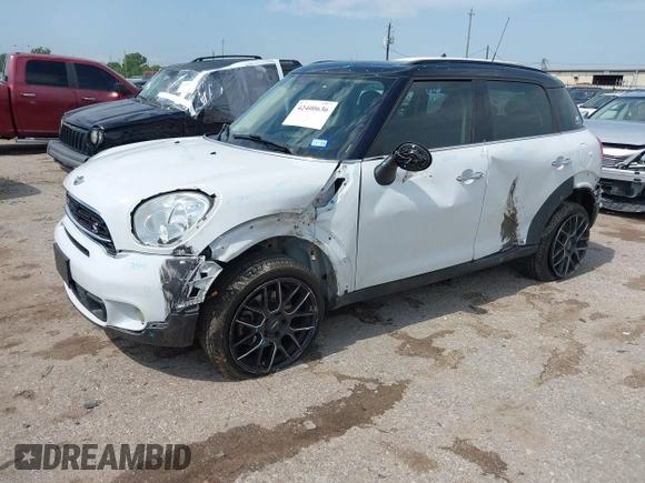 2016 MINI Countryman S with VIN WMWZC3C53GWP53582, listed as a IAAI auction lot 42400636 with Not provided miles and . Bid and sale history available at DreamBid. Image 20.