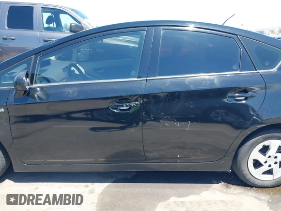 2010 Toyota Prius II with VIN JTDKN3DU7A0216969, listed as a IAAI auction lot 42238019 with 341,233 mi miles and . Bid and sale history available at DreamBid. Image 15.