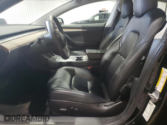 2023 Tesla Model 3 z VIN 5YJ3E1EA4PF451241, wystawiony jako Copart lot #61045835 z przebiegiem 69 738 mil mil oraz Czysty tytuł • Clean title. Historia ofert i sprzedaży dostępna na DreamBid. Obrazek 7.