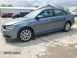 2012 Volkswagen Jetta SE z VIN 3VWDX7AJ4CM120170, wystawiony jako Copart lot #55450935 z przebiegiem 183 746 mil mil oraz Szkoda całkowita • Salvage title. Historia ofert i sprzedaży dostępna na DreamBid. Obrazek 1.