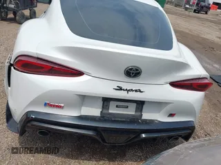2021 Toyota Supra 2.0 with VIN WZ1DB2C0XMW043249, listed as a IAAI auction lot 42085092 with Not provided miles and . Bid and sale history available at DreamBid. Image 17.