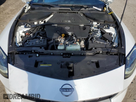 2023 Nissan Z Performance с VIN JN1BZ4BHXPM311269, выставлен на аукционе Copart как лот 75271644 с пробегом 10 711 миль миль и Списание • Salvage title. История ставок и продаж доступна на DreamBid. Изображение 11.