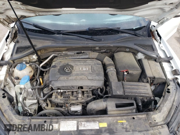 2017 Volkswagen Passat S z VIN 1VWAT7A33HC033174, wystawiony jako Copart lot #57341605 z przebiegiem 197 560 mil mil oraz Szkoda całkowita • Salvage title. Historia ofert i sprzedaży dostępna na DreamBid. Obrazek 12.