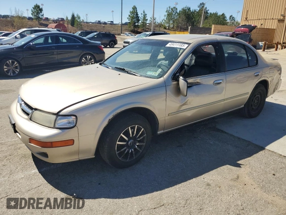 1997 Nissan Maxima GXE z VIN JN1CA21DXVT877062, wystawiony jako Copart lot #49411185 z przebiegiem 249 941 mil mil oraz Szkoda całkowita • Salvage title. Historia ofert i sprzedaży dostępna na DreamBid. Obrazek 1.