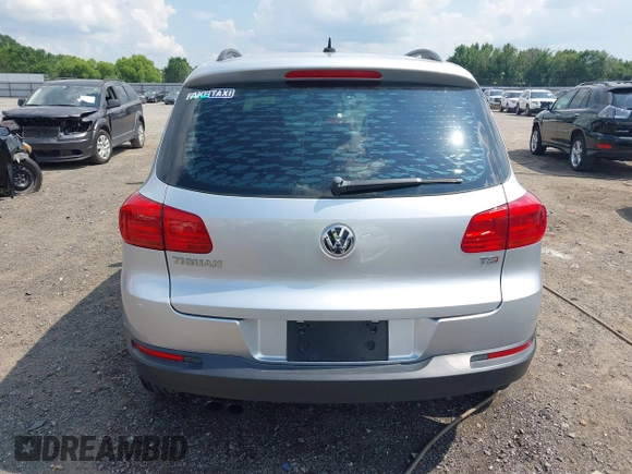 2016 Volkswagen Tiguan R-Line with VIN WVGAV7AX7GW557260, listed as a IAAI auction lot 42569691 with 96,019 mi miles and . Bid and sale history available at DreamBid. Image 17.