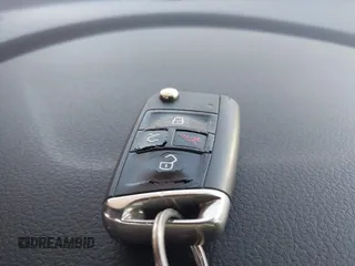 2018 Volkswagen GTI S с VIN 3VW547AU7JM256121, выставлен на аукционе IAAI как лот 42475397 с пробегом Не указан миль и . История ставок и продаж доступна на DreamBid. Изображение 11.