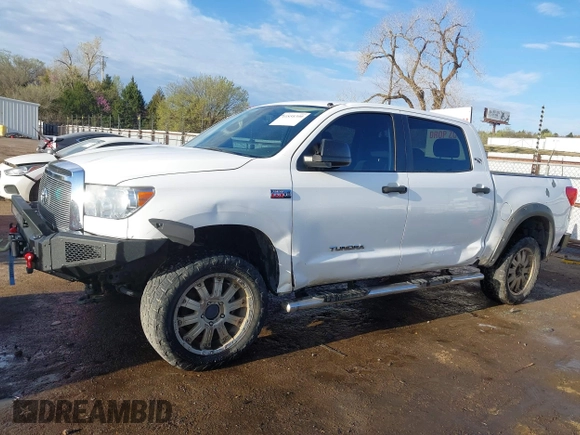 2012 Toyota Tundra 4WD Truck with VIN 5TFDW5F10CX241968, listed as a IAAI auction lot 41858300 with 272,634 mi miles. Bid and sale history available at carsss.com. Image 14.
