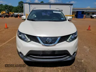 2017 Nissan Rogue SL z VIN JN1BJ1CP4HW003046, wystawiony jako Copart lot #57722275 z przebiegiem 25 556 mil mil oraz Szkoda całkowita • Salvage title. Historia ofert i sprzedaży dostępna na DreamBid. Obrazek 5.