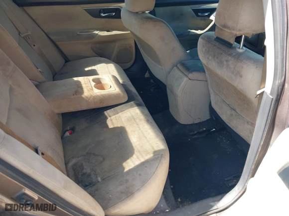 2015 Nissan Altima 2.5 S with VIN 1N4AL3AP3FC204149, listed as a IAAI auction lot 42005694 with 277,106 mi miles. Bid and sale history available at carsss.com. Image 8.