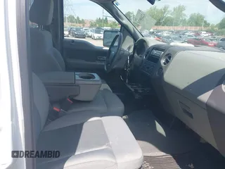 2008 Ford F-150 XLT z VIN 1FTPW14508FA78103, wystawiony jako IAAI lot #42240579 z przebiegiem 159 336 mil mil oraz . Historia ofert i sprzedaży dostępna na DreamBid. Obrazek 5.