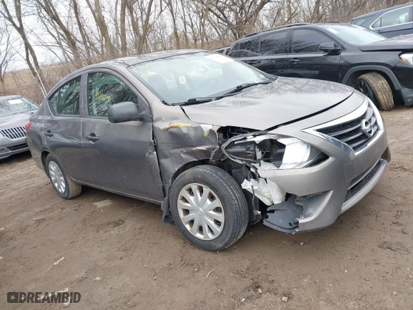 2015 Nissan Versa SV with VIN 3N1CN7AP7FL942998, listed as a IAAI auction lot 41742220 with 100,723 mi miles. Bid and sale history available at carsss.com. Image 1.