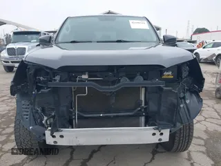2017 Toyota 4Runner SR5 с VIN JTEZU5JR8H5159090, выставлен на аукционе IAAI как лот 42490310 с пробегом 60 546 миль миль и . История ставок и продаж доступна на DreamBid. Изображение 12.