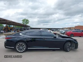 2020 Lexus LS 500 with VIN JTHD51FF1L5011017, listed as a IAAI auction lot 42061399 with 31,341 mi miles and . Bid and sale history available at DreamBid. Image 14.