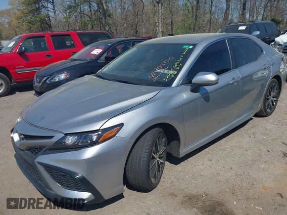 2021 Toyota Camry SE Nightshade with VIN 4T1G11AK6MU526628, listed as a IAAI auction lot 41905150 with 42,386 mi miles. Bid and sale history available at carsss.com. Image 17.