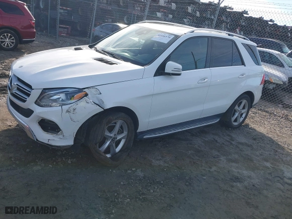 2018 Mercedes-Benz GLE with VIN 4JGDA5JB5JB185143, listed as a IAAI auction lot 41446570 with NaN miles. Bid and sale history available at carsss.com. Image 17.