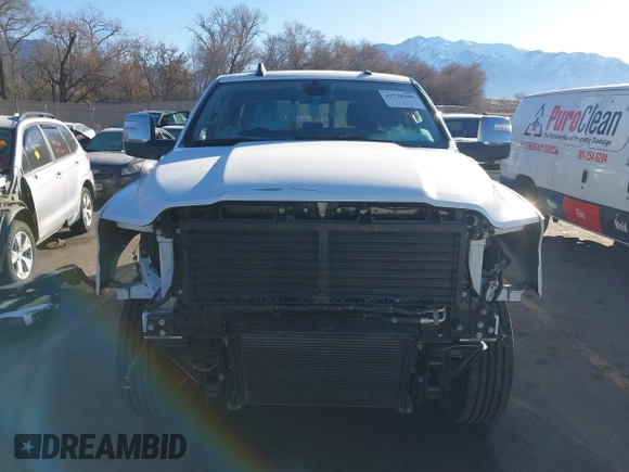 2024 Ram 2500 Laramie with VIN 3C6UR5FL9RG268101, listed as a IAAI auction lot 41538200 with 9,953 mi miles and . Bid and sale history available at DreamBid. Image 12.