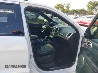 2016 Jeep Grand Cherokee SRT with VIN 1C4RJFDJ3GC503878, listed as a IAAI auction lot 42830257 with 82,661 mi miles and . Bid and sale history available at DreamBid. Image 5.