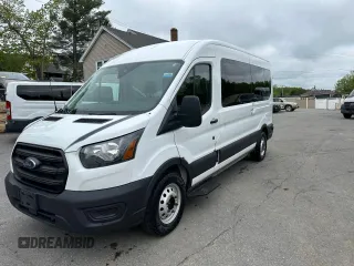 2020 Ford Transit Passenger XL z VIN 1FBAX9C8XLKB11657, wystawiony jako Copart lot #57572315 z przebiegiem 127 139 mil mil oraz Tytuł czysty. Historia ofert i sprzedaży dostępna na DreamBid. Obrazek 1.