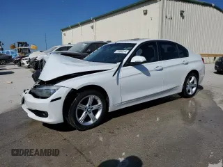 2013 BMW 3 Series 328i z VIN WBA3A5G53DNP24599, wystawiony jako Copart lot #77005514 z przebiegiem 133 476 mil mil oraz Szkoda całkowita • Salvage title. Historia ofert i sprzedaży dostępna na DreamBid. Obrazek 1.