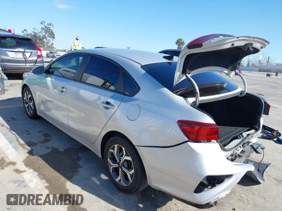 2021 Kia Forte FE with VIN 3KPF24AD7ME367469, listed as a IAAI auction lot 41955196 with 47,443 mi miles and . Bid and sale history available at carsss.com. Image 3.