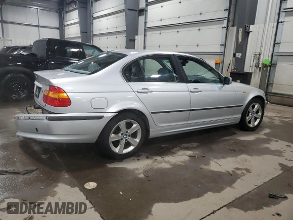 2004 BMW 3 Series 330xi with VIN WBAEW53404PN34206, listed as a Copart auction lot 89312765 with 136,885 mi miles and Salvage Title. Bid and sale history available at carsss.com. Image 3.