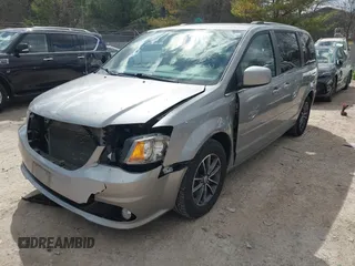 2017 Dodge Grand Caravan SXT with VIN 2C4RDGCG6HR671199, listed as a IAAI auction lot 42031157 with 99,189 mi miles and . Bid and sale history available at DreamBid. Image 22.