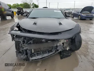 2018 Chevrolet Camaro 2SS with VIN 1G1FH1R73J0138621, listed as a Copart auction lot 51983115 with 77,634 mi miles and Salvage title. Bid and sale history available at DreamBid. Image 5.