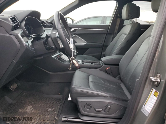 2020 Audi Q3 S line Premium Plus with VIN WA1EECF36L1113941, listed as a Copart auction lot 82960604 with 29,723 mi miles and Salvage Title. Bid and sale history available at carsss.com. Image 7.