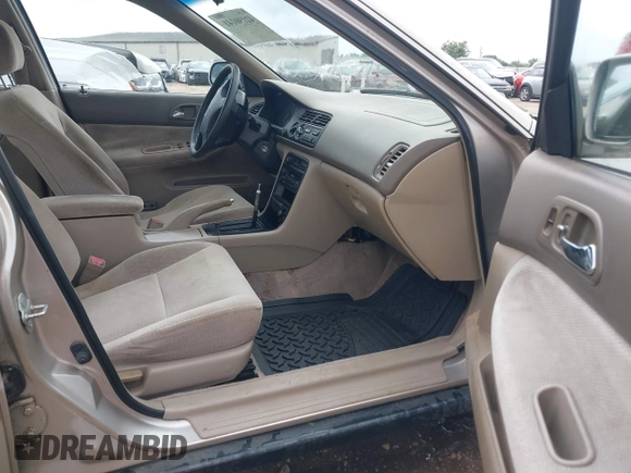 1997 Honda Accord LX z VIN JHMCD5638VC000719, wystawiony jako IAAI lot #42190141 z przebiegiem 325 010 mil mil oraz . Historia ofert i sprzedaży dostępna na DreamBid. Obrazek 5.