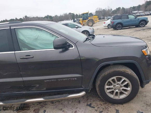 2018 Jeep Grand Cherokee Altitude with VIN 1C4RJFAG9JC325829, listed as a IAAI auction lot 41547994 with 60,652 mi miles. Bid and sale history available at carsss.com. Image 13.