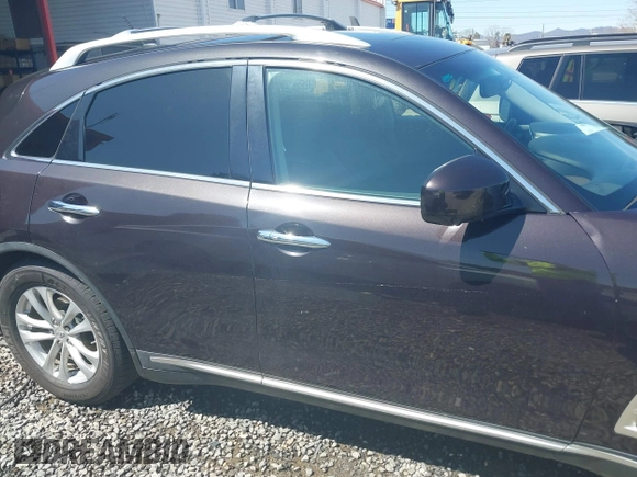 2010 Infiniti FX with VIN JN8AS1MW3AM851307, listed as a IAAI auction lot 41921194 with 143,850 mi miles and . Bid and sale history available at DreamBid. Image 13.