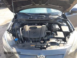2019 Toyota Yaris Sedan L with VIN 3MYDLBYVXKY506966, listed as a IAAI auction lot 41455800 with 106,284 mi miles. Bid and sale history available at carsss.com. Image 10.