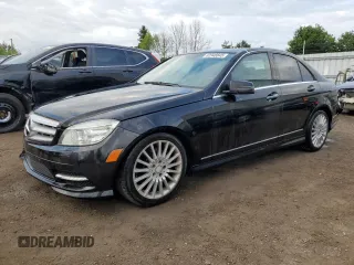 2011 Mercedes-Benz C 350 z VIN WDDGF8HB0BF556929, wystawiony jako Copart lot #62348845 z przebiegiem 142 006 mil mil oraz Szkoda całkowita • Salvage title. Historia ofert i sprzedaży dostępna na DreamBid. Obrazek 1.