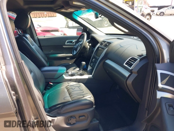 2012 Ford Explorer XLT with VIN 1FMHK8D87CGA39302, listed as a IAAI auction lot 42038927 with 140,466 mi miles and . Bid and sale history available at DreamBid. Image 5.