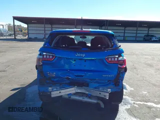 2018 Jeep Compass Sport с VIN 3C4NJDAB1JT409879, выставлен на аукционе IAAI как лот 41505845 с пробегом 84 486 миль миль и . История ставок и продаж доступна на DreamBid. Изображение 17.