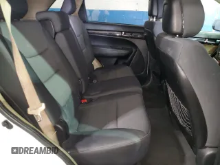 2011 Kia Sorento LX with VIN 5XYKT3A18BG052689, listed as a Copart auction lot 42052165 with 194,048 mi miles and Clean Title. Bid and sale history available at carsss.com. Image 11.