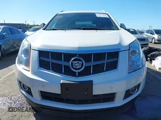 2012 Cadillac SRX Performance Collection с VIN 3GYFNEE33CS585109, выставлен на аукционе IAAI как лот 41657155 с пробегом 155 013 миль миль и . История ставок и продаж доступна на DreamBid. Изображение 6.