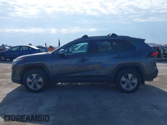 2023 Toyota RAV4 XLE with VIN 2T3P1RFV7PC369416, listed as a IAAI auction lot 41575255 with 25,825 mi miles. Bid and sale history available at carsss.com. Image 14.